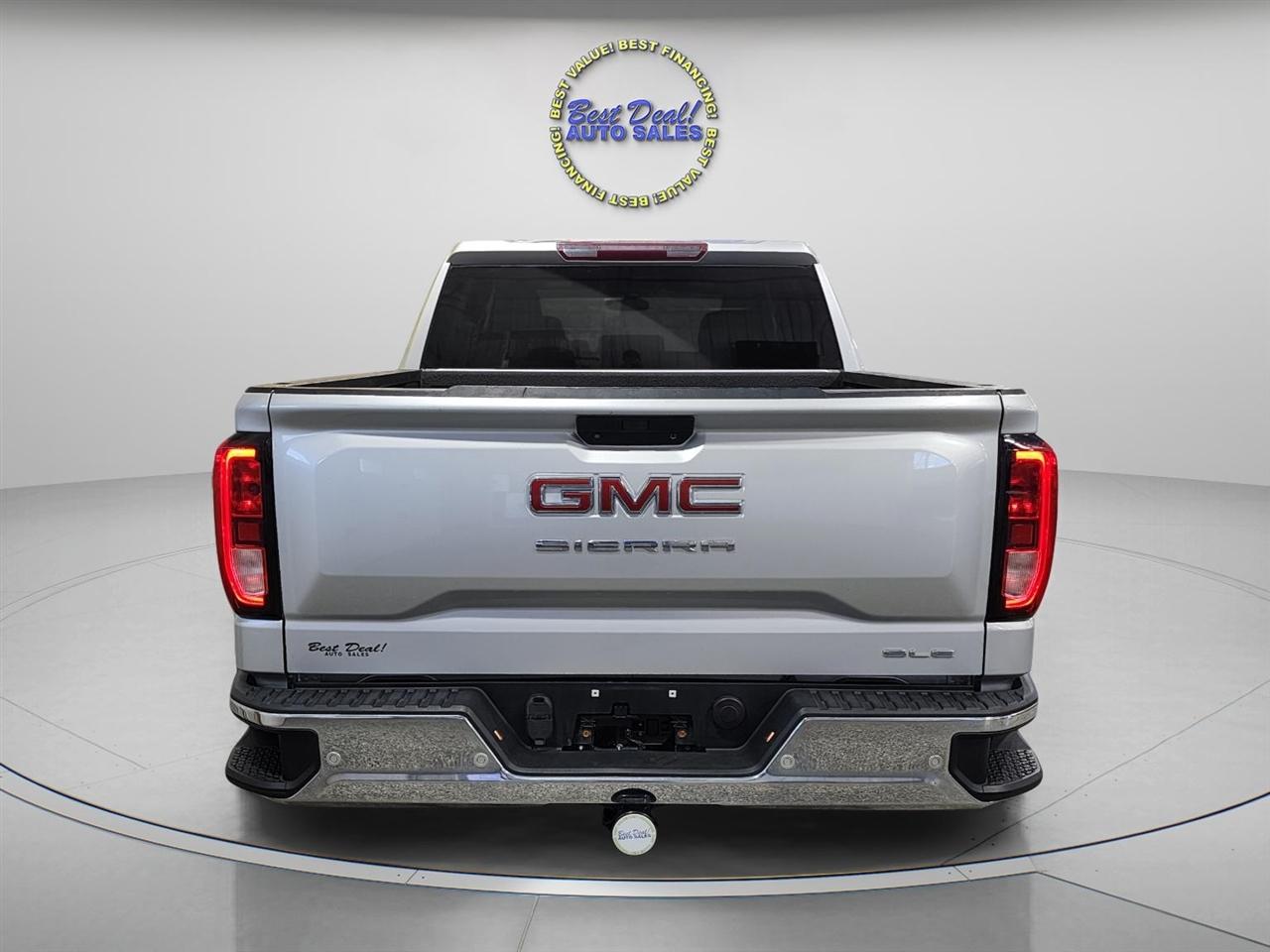 View vehicle photo 6