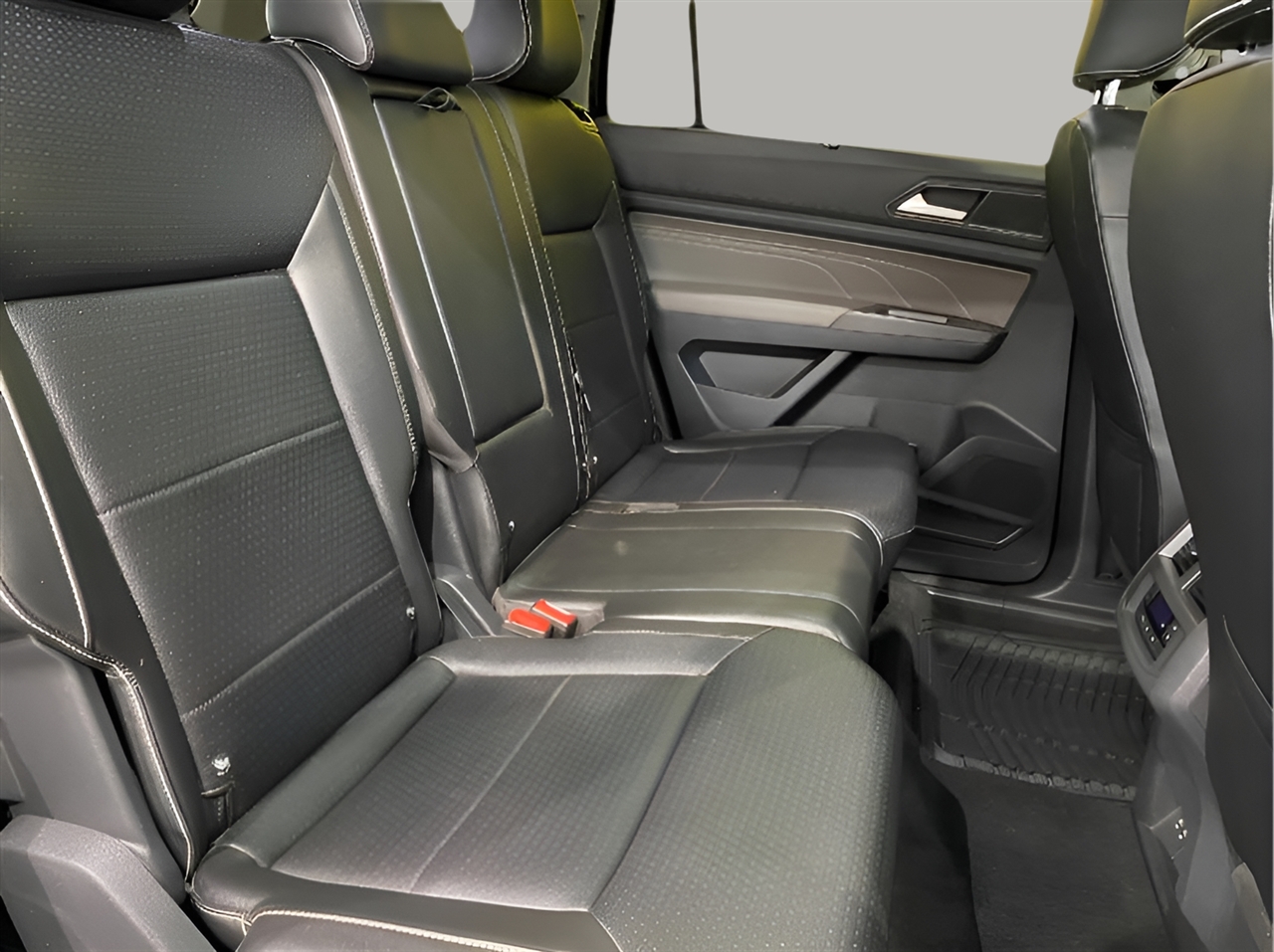 Volkswagen Atlas SE w/Technology 4MOTION 2021