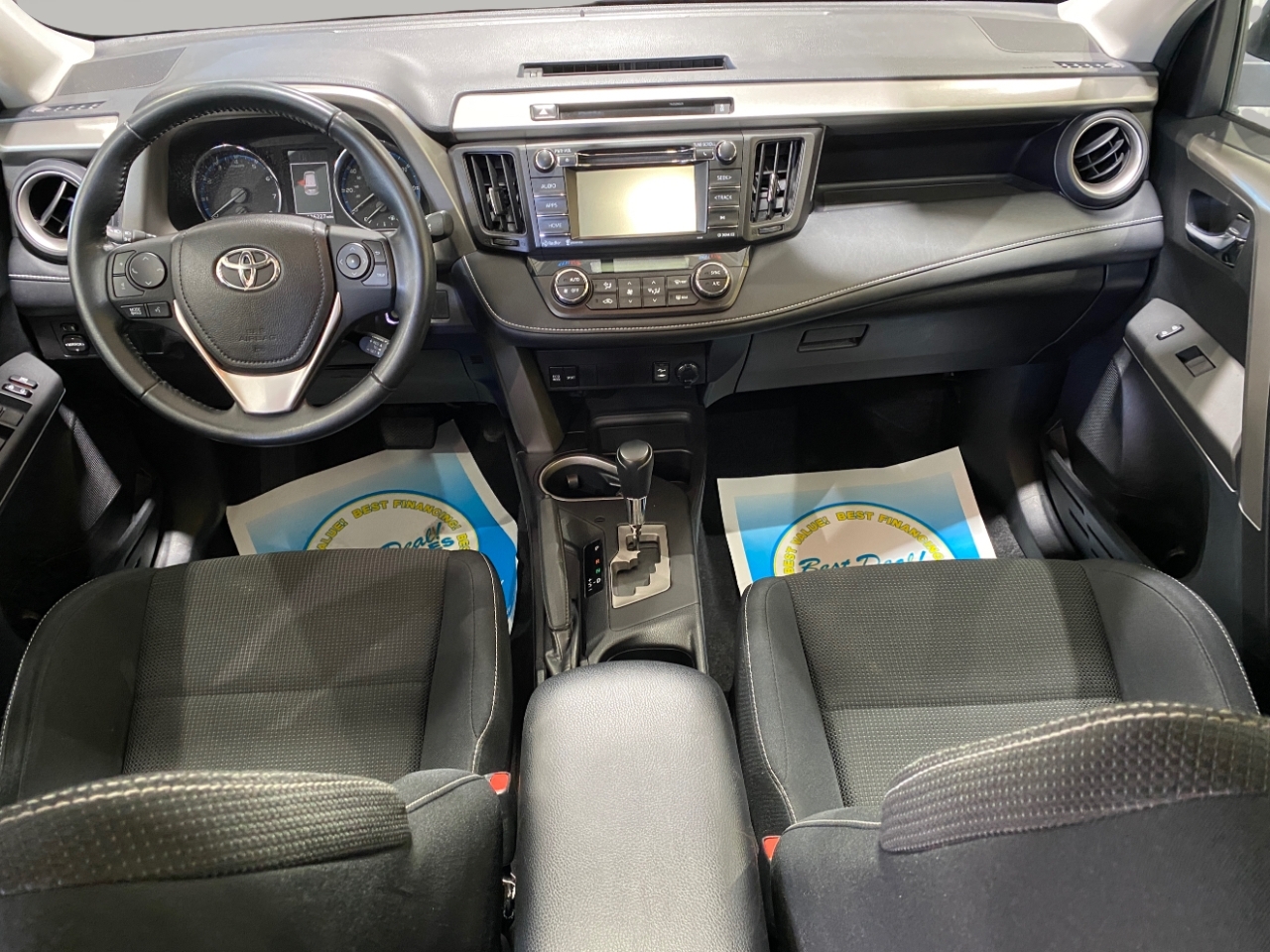 2016 Toyota RAV4 XLE photo 19