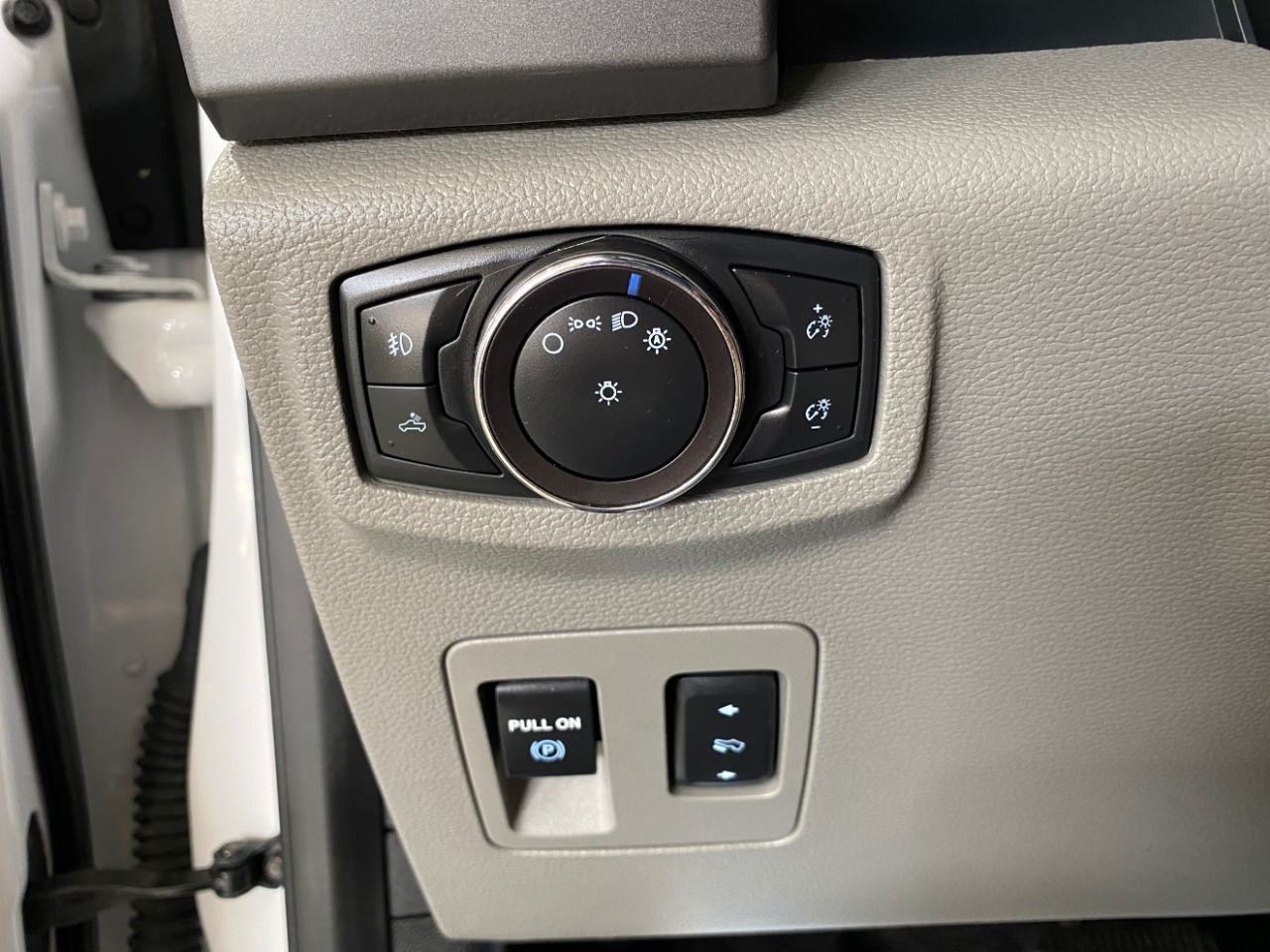 2018 Ford F-150 XLT photo 7