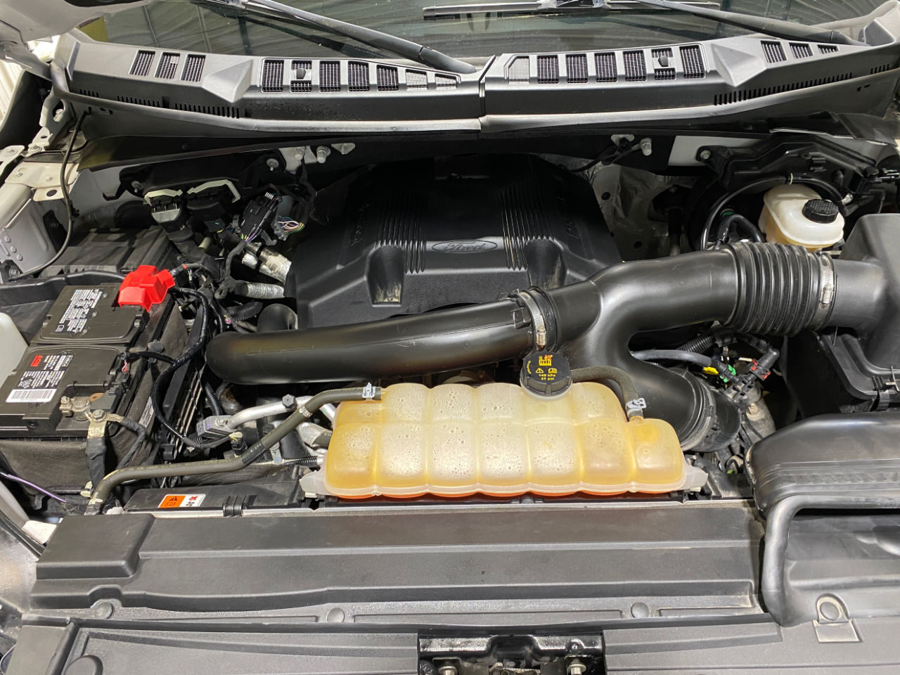 2018 Ford F-150 XLT photo 21