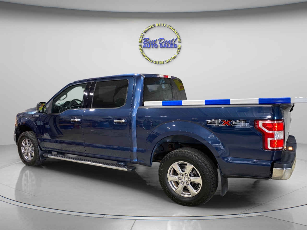 2019 Ford F-150 XLT photo 2
