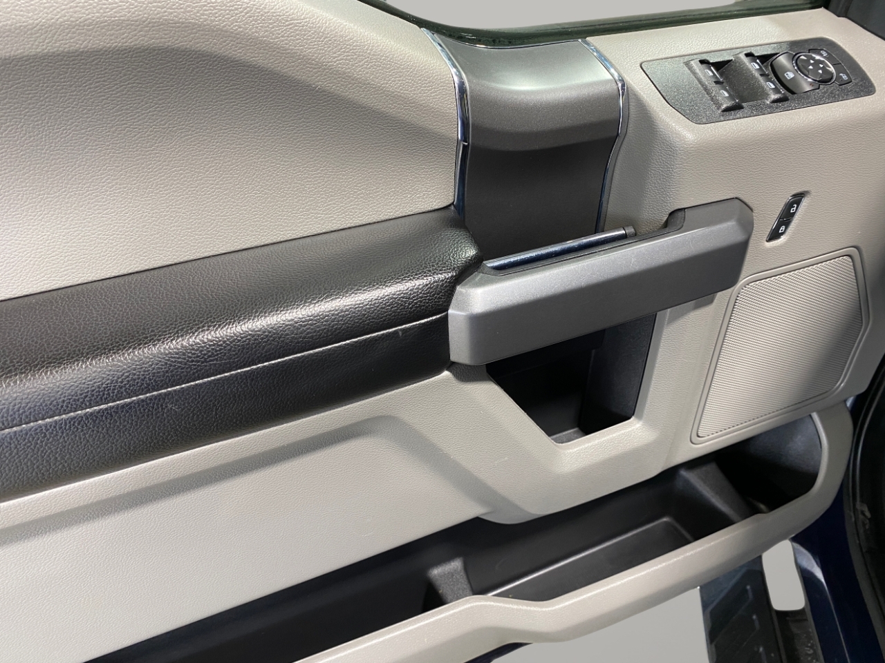 2019 Ford F-150 XLT photo 7