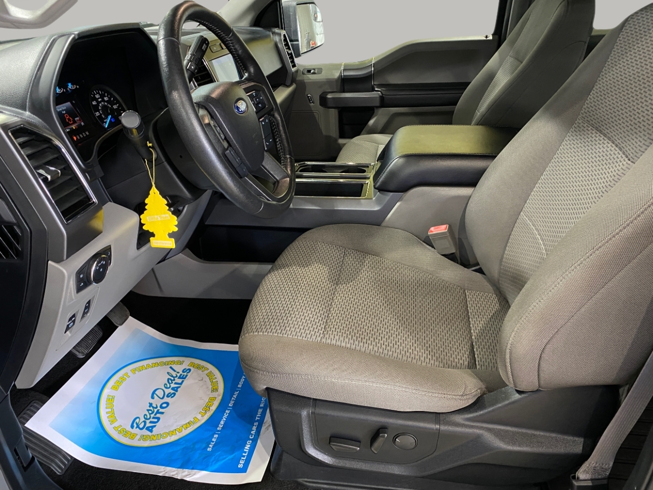 2019 Ford F-150 XLT photo 8
