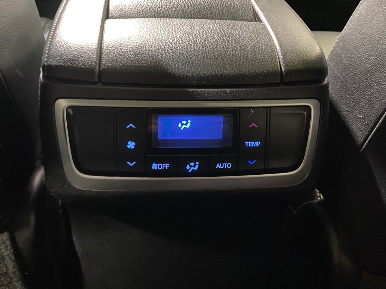 Toyota Highlander XLE AWD V6 2017