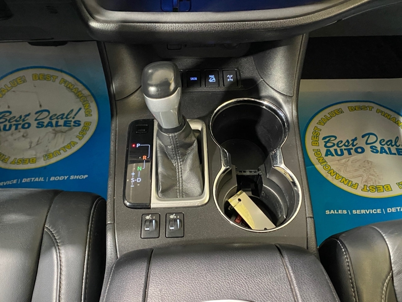 Toyota Highlander XLE AWD V6 2017