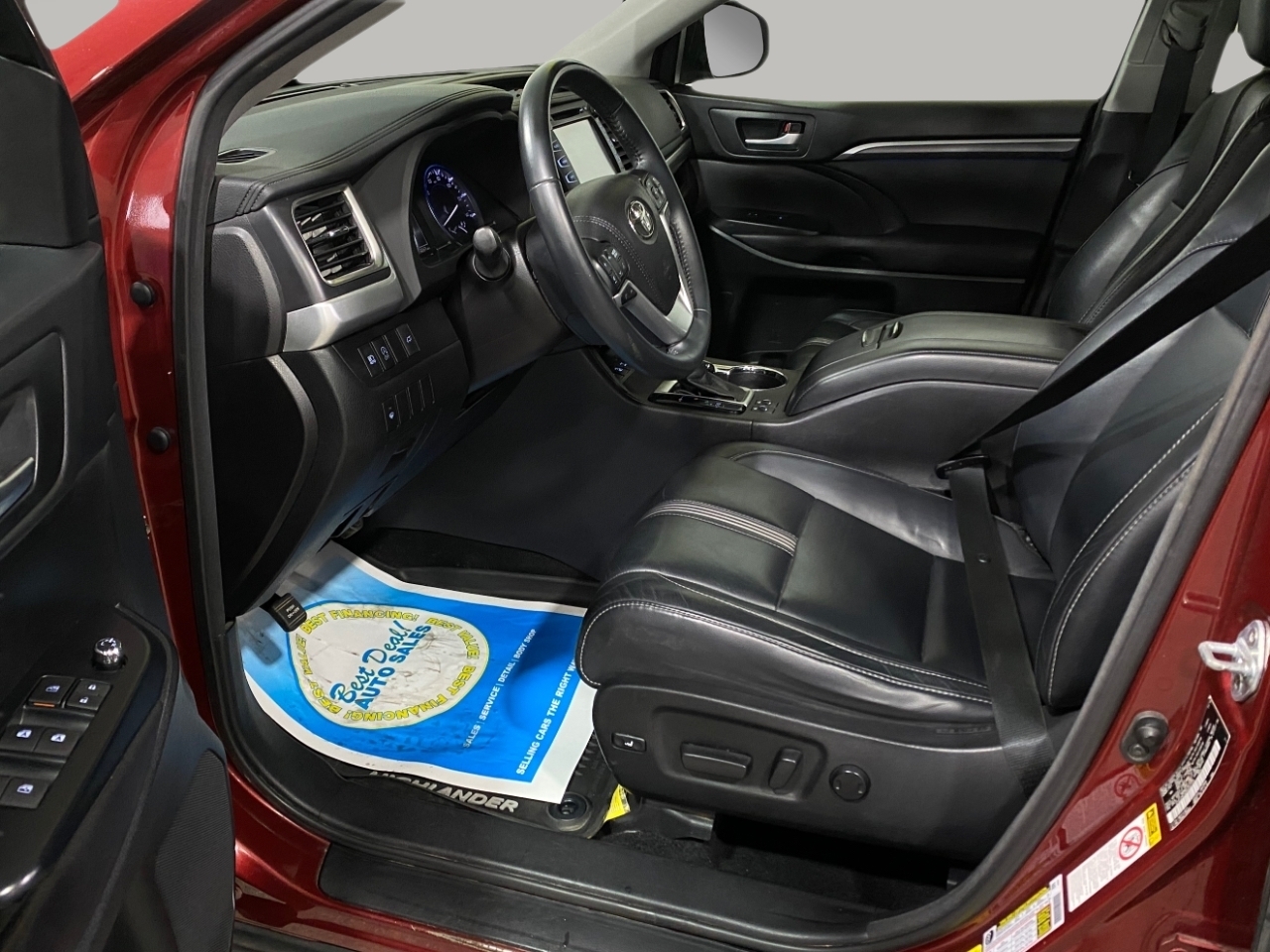 Toyota Highlander XLE AWD V6 2017