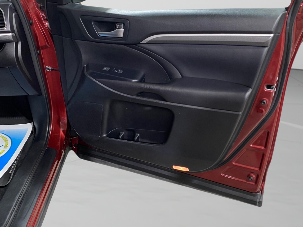 Toyota Highlander XLE AWD V6 2017