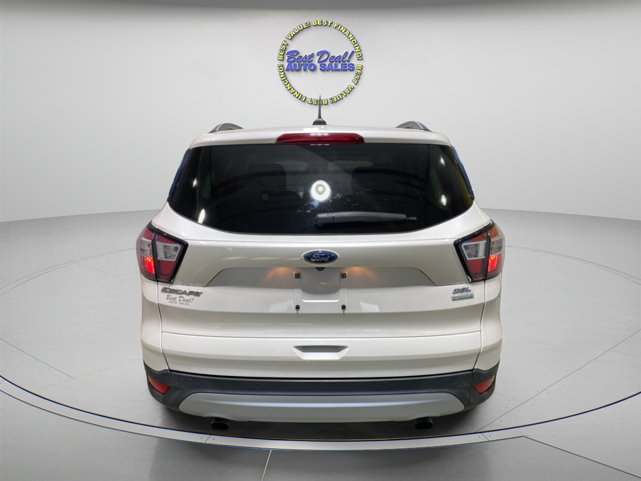 2018 Ford Escape SEL photo 4