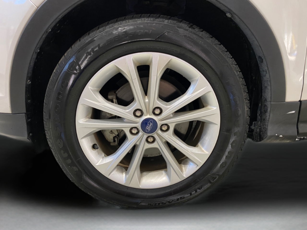 2018 Ford Escape SEL photo 8