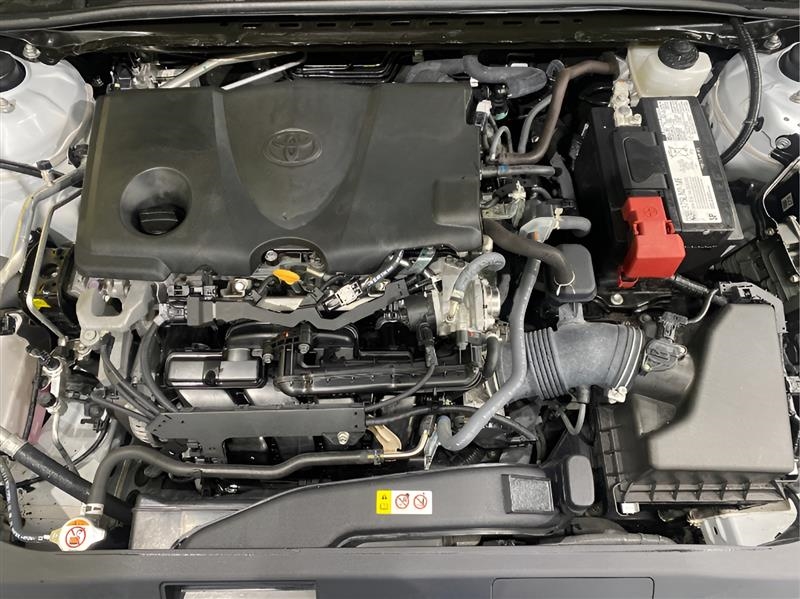 Toyota Camry SE 2023