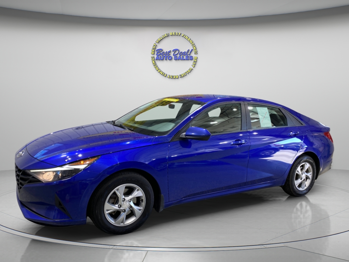 2022 Hyundai Elantra Base