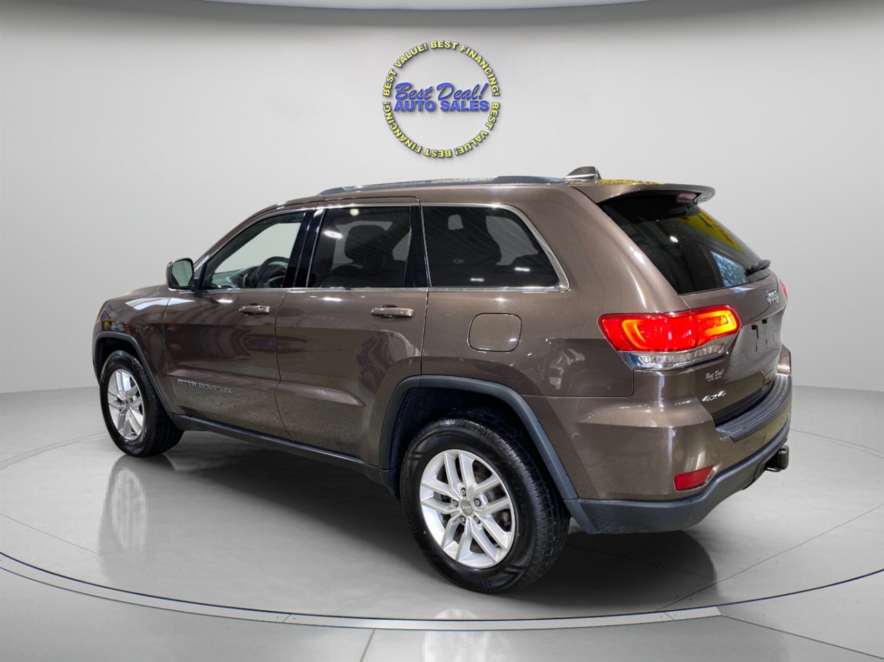 Jeep Grand Cherokee Laredo 4WD 2017