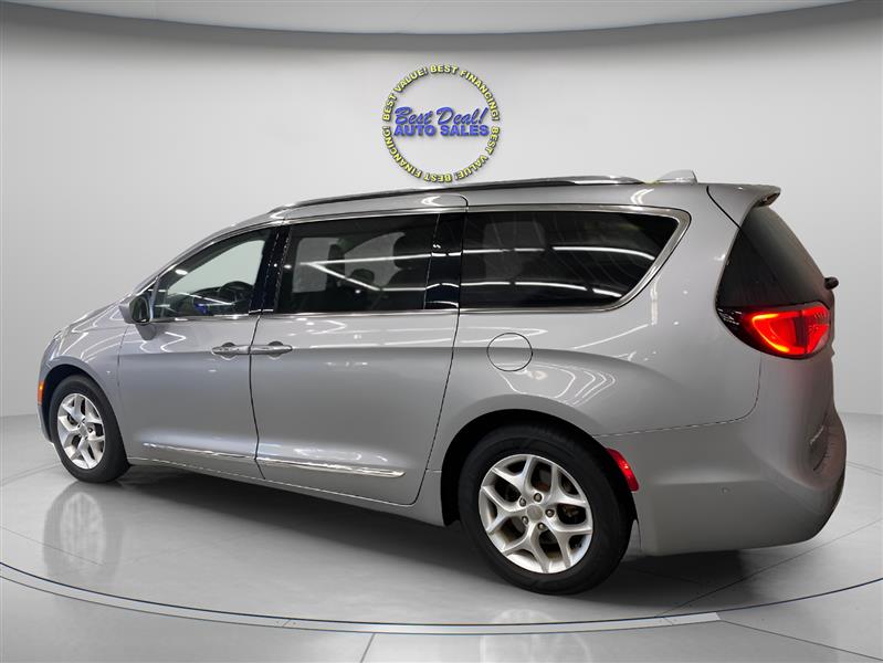 Chrysler Pacifica Touring-L Plus 2018