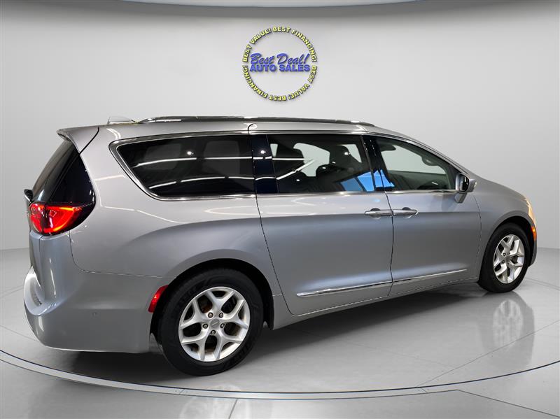 Chrysler Pacifica Touring-L Plus 2018