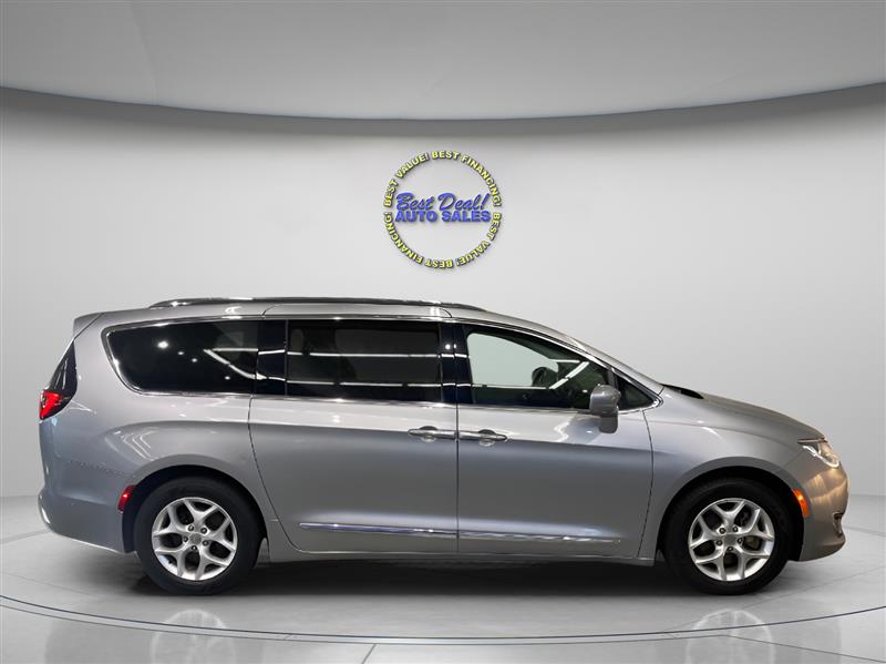 Chrysler Pacifica Touring-L Plus 2018