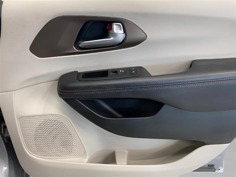 Chrysler Pacifica Touring-L Plus 2018