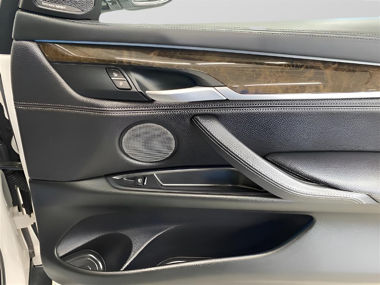 BMW X6 xDrive50i 2019