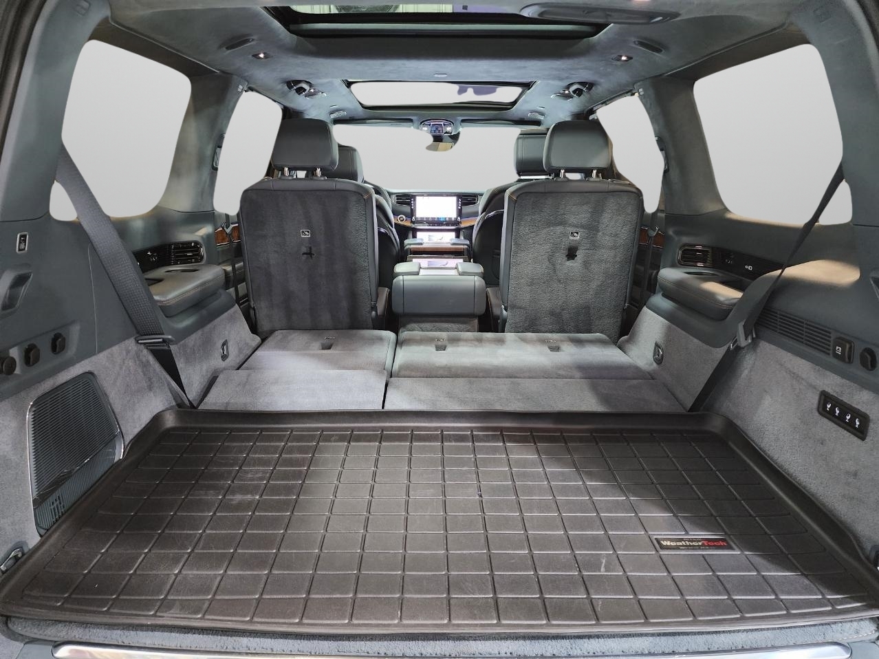 Jeep Grand Wagoneer  2022