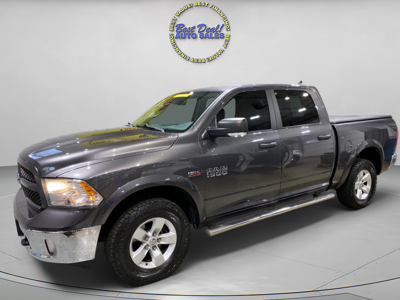 2015 RAM 1500 Outdoorsman 4x4 Crew Cab