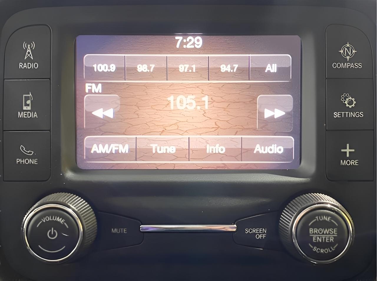 Jeep Wrangler Unlimited Willys 4x4 2020