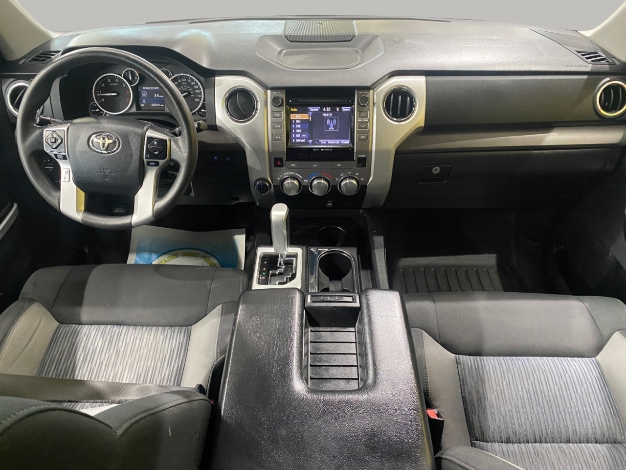 Toyota Tundra SR5 5.7L V8 CrewMax 4WD 2014