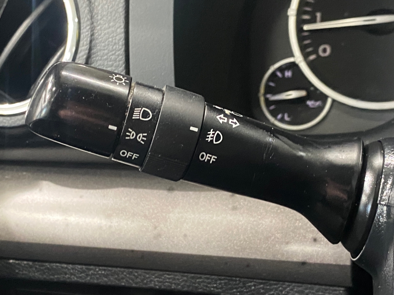 Toyota Tundra SR5 5.7L V8 CrewMax 4WD 2014