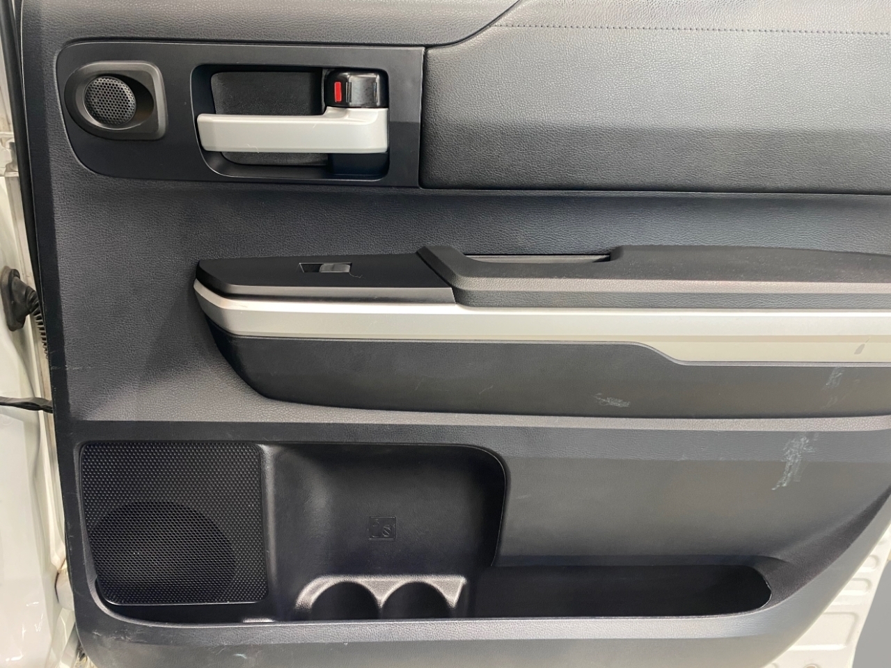 Toyota Tundra SR5 5.7L V8 CrewMax 4WD 2014