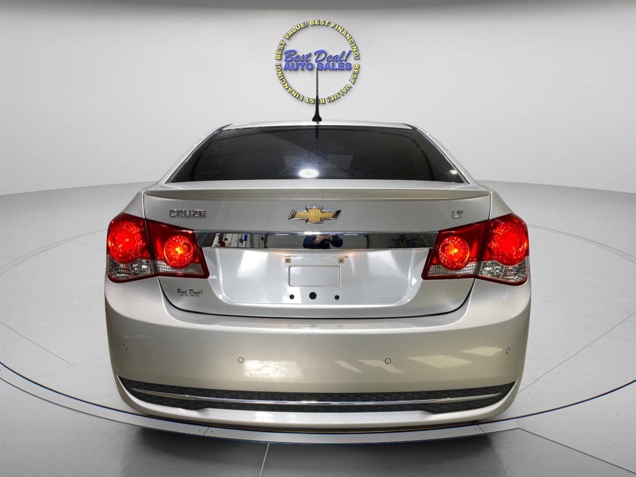 2012 Chevrolet Cruze photo 3