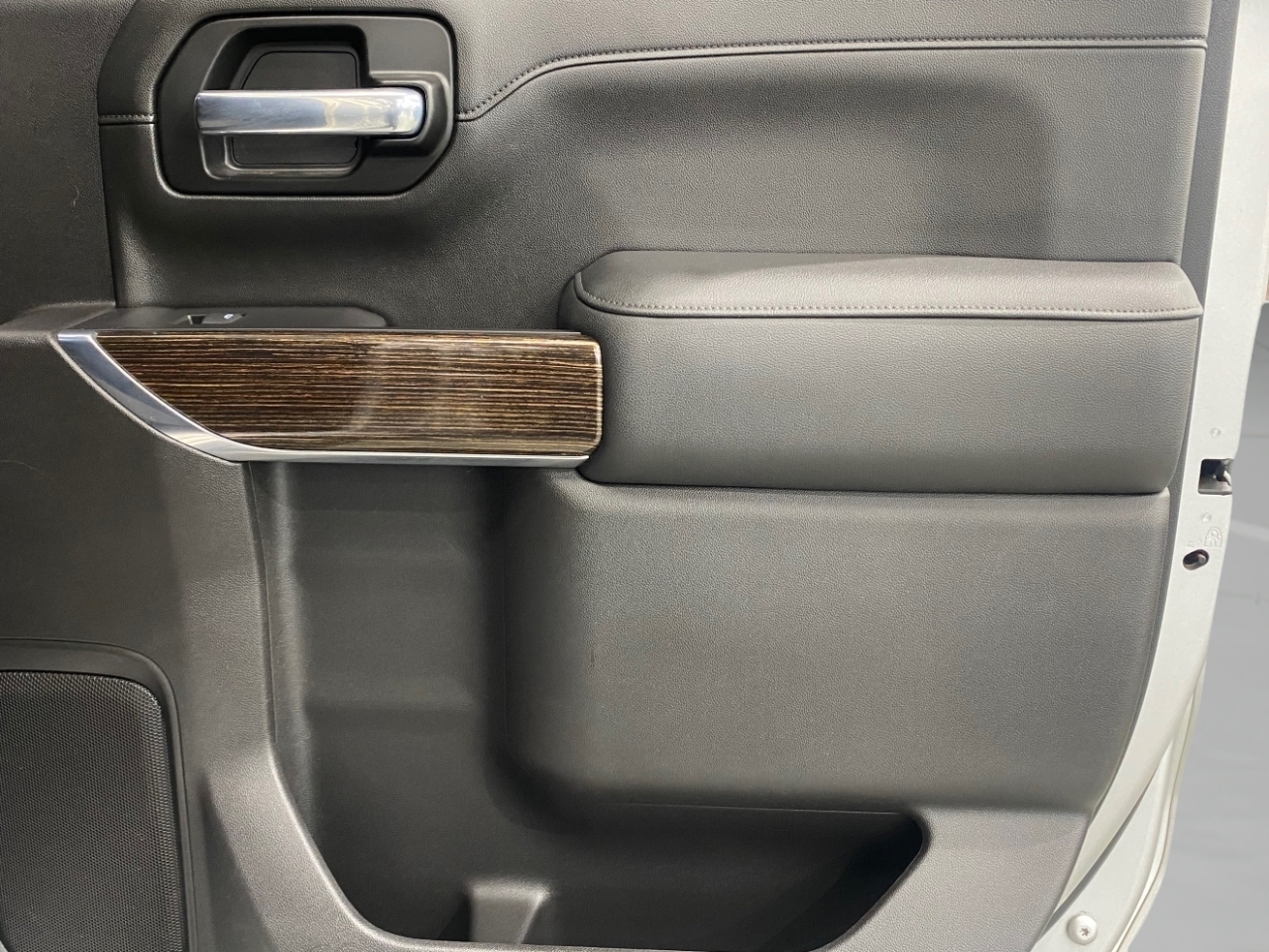 GMC Sierra 1500 Elevation Crew Cab Short Box 4WD 2021