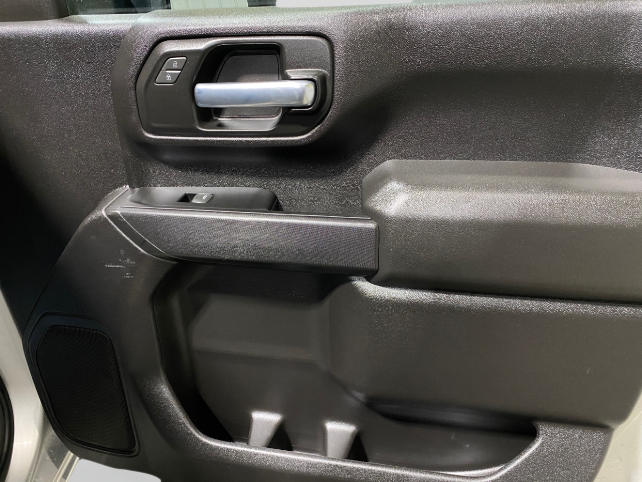 Chevrolet Silverado 2500HD 4WD Crew Cab 159" Custom 2023