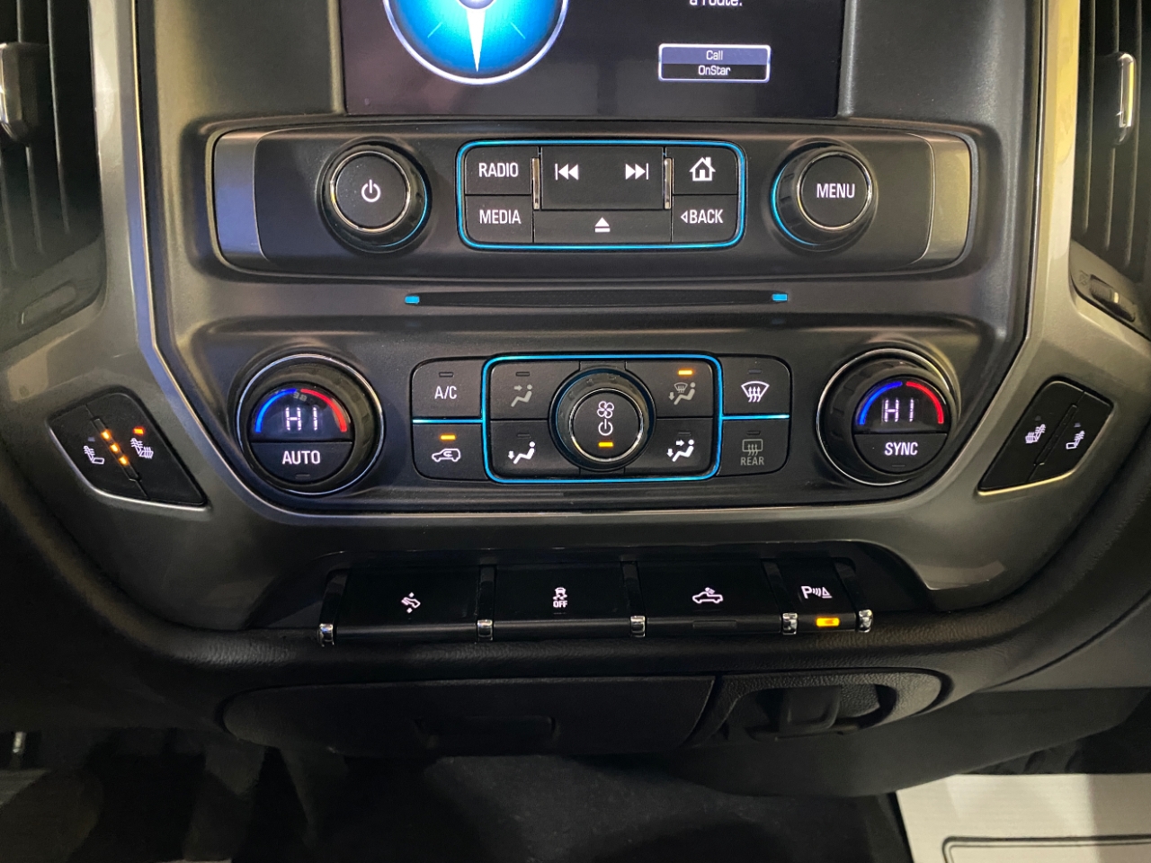 Chevrolet Silverado 1500 LT Crew Cab 4WD 2018