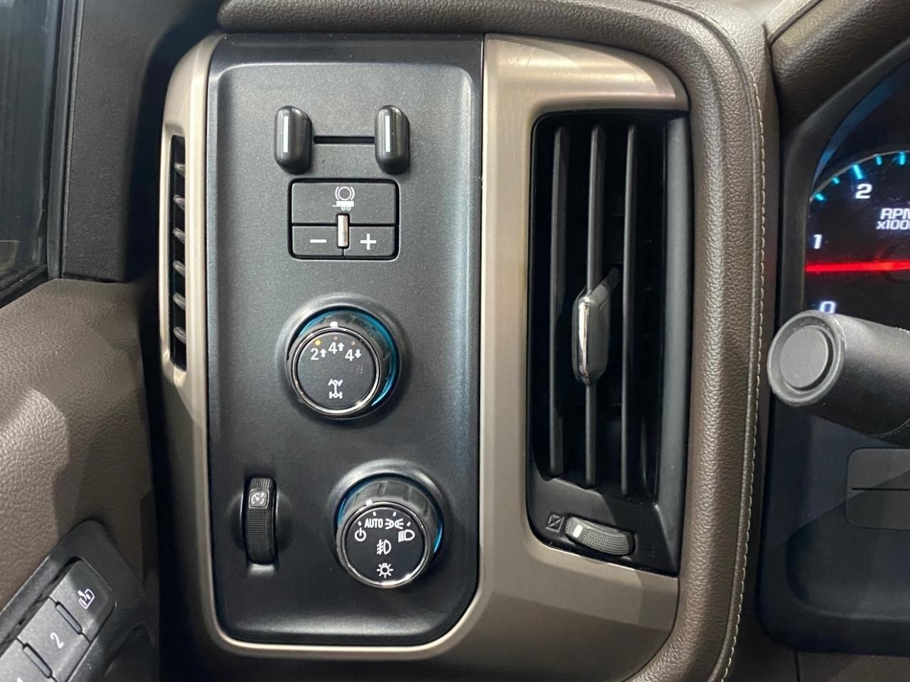 GMC Sierra 2500HD Denali Crew Cab 4WD 2018