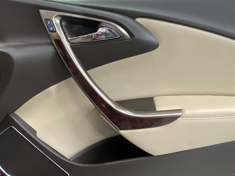 Buick Verano Base 2015