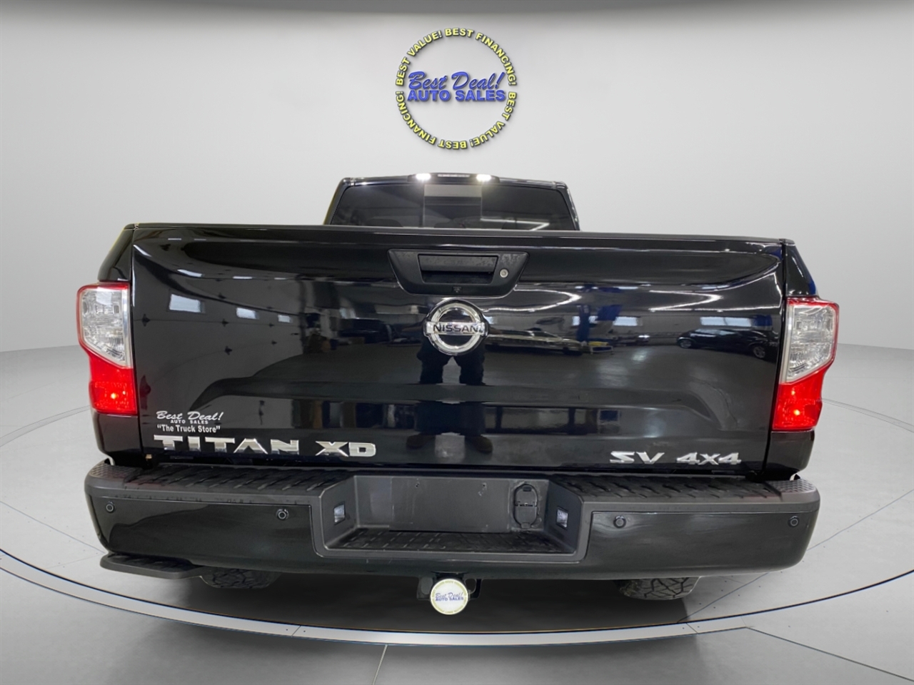 Nissan Titan SV 2017