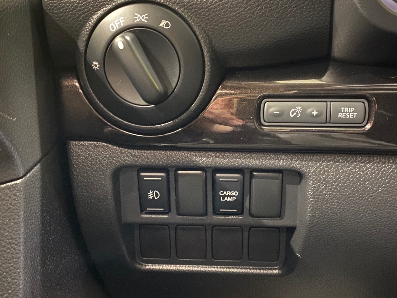 Nissan Titan SV 2017