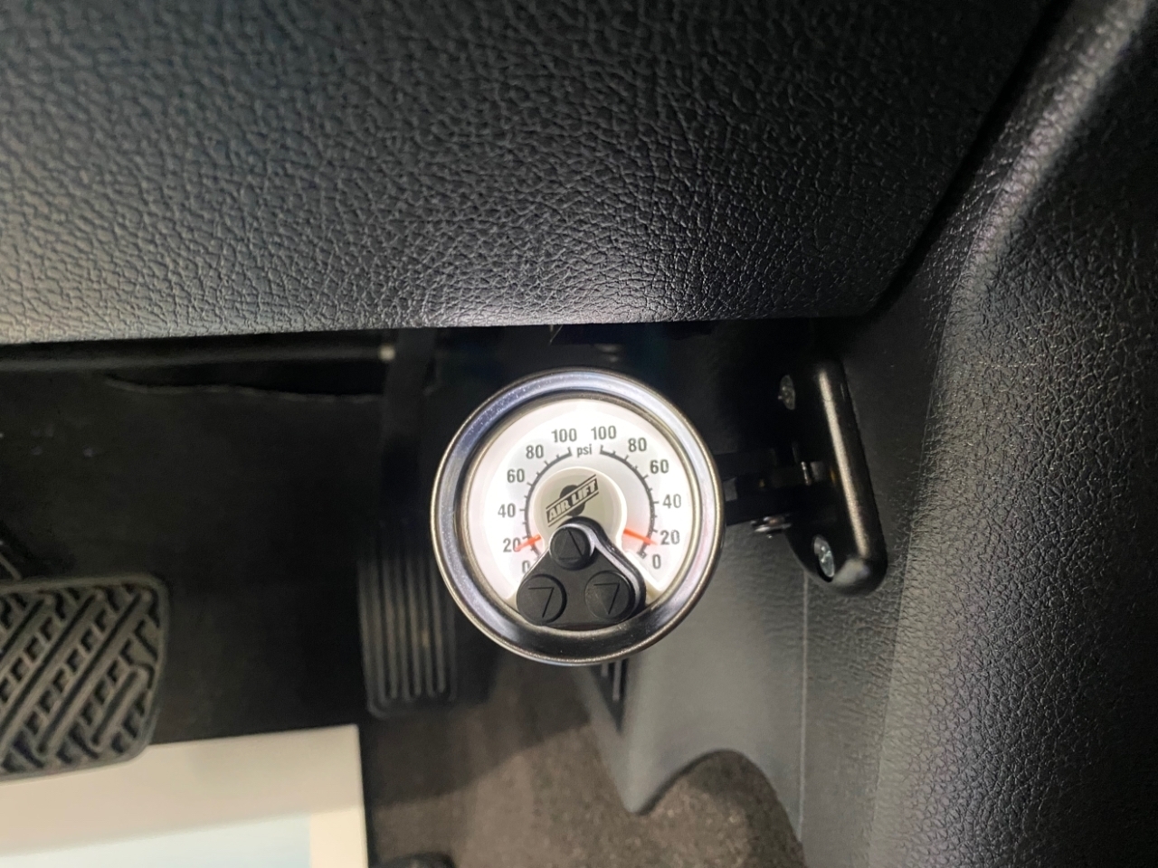 Nissan Titan SV 2017