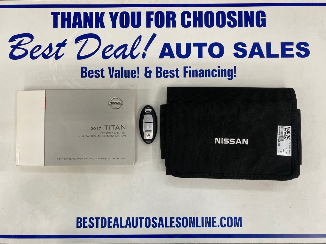 Nissan Titan SV 2017