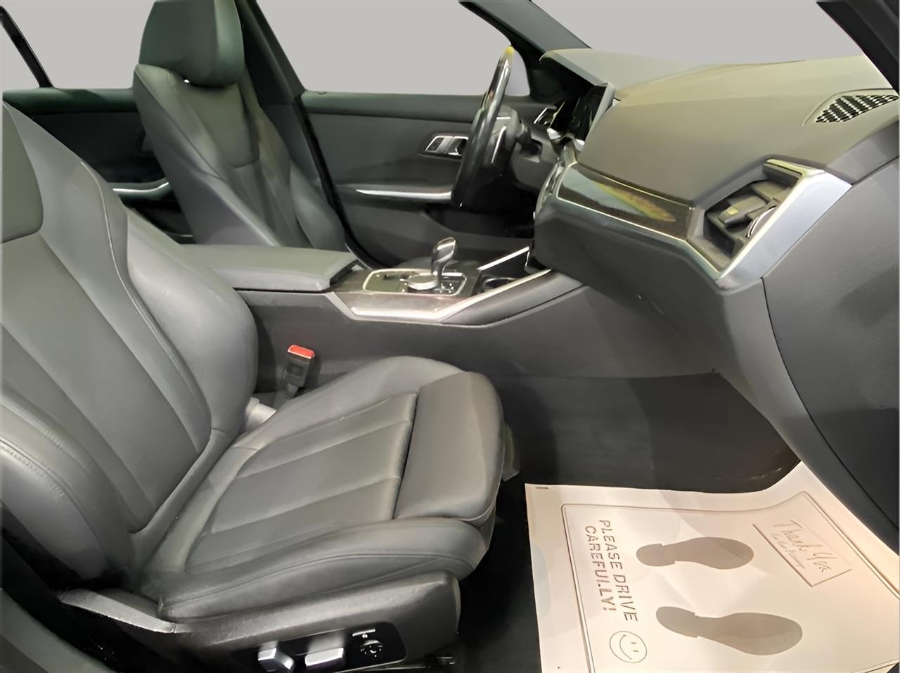 BMW 3-Series 330i xDrive 2020