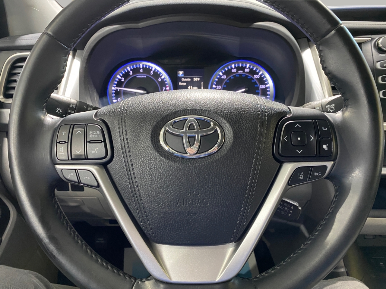 Toyota Highlander XLE AWD V6 2017