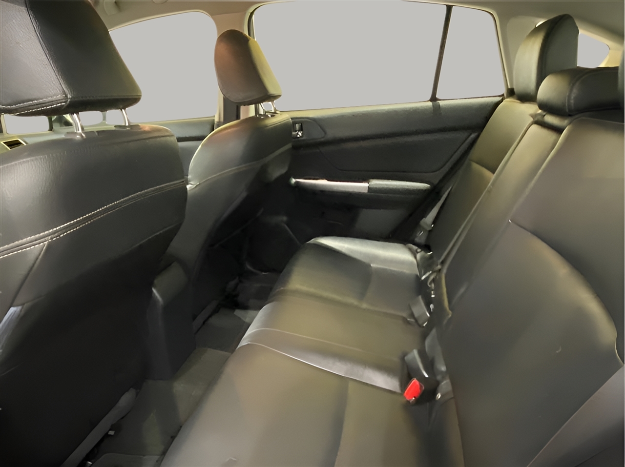 Subaru Impreza 2.0i Sport Limited PZEV 5-Door 2015