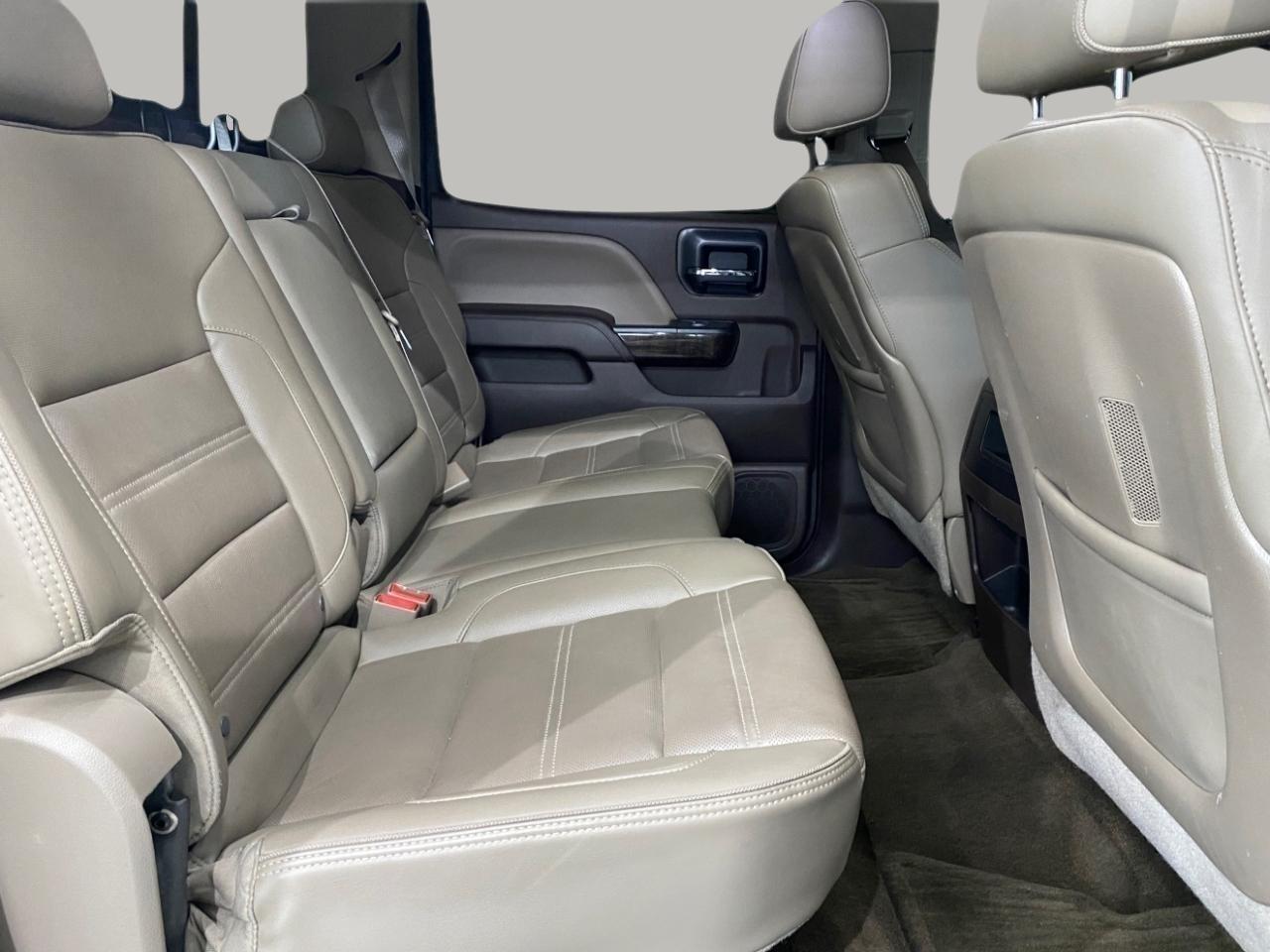 GMC Sierra 2500HD Denali Crew Cab 4WD 2015