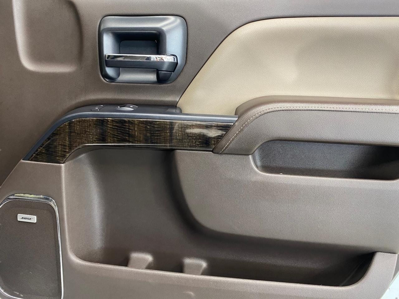 GMC Sierra 2500HD Denali Crew Cab 4WD 2015