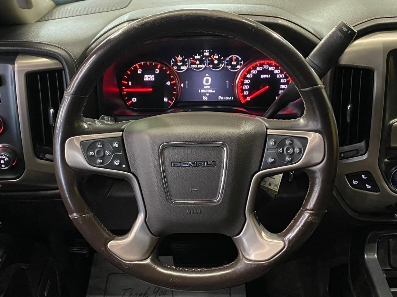 GMC Sierra 2500HD Denali Crew Cab 4WD 2015