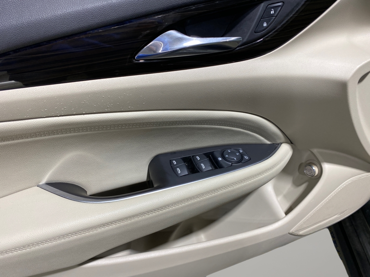 Buick Regal TourX Essence 2019