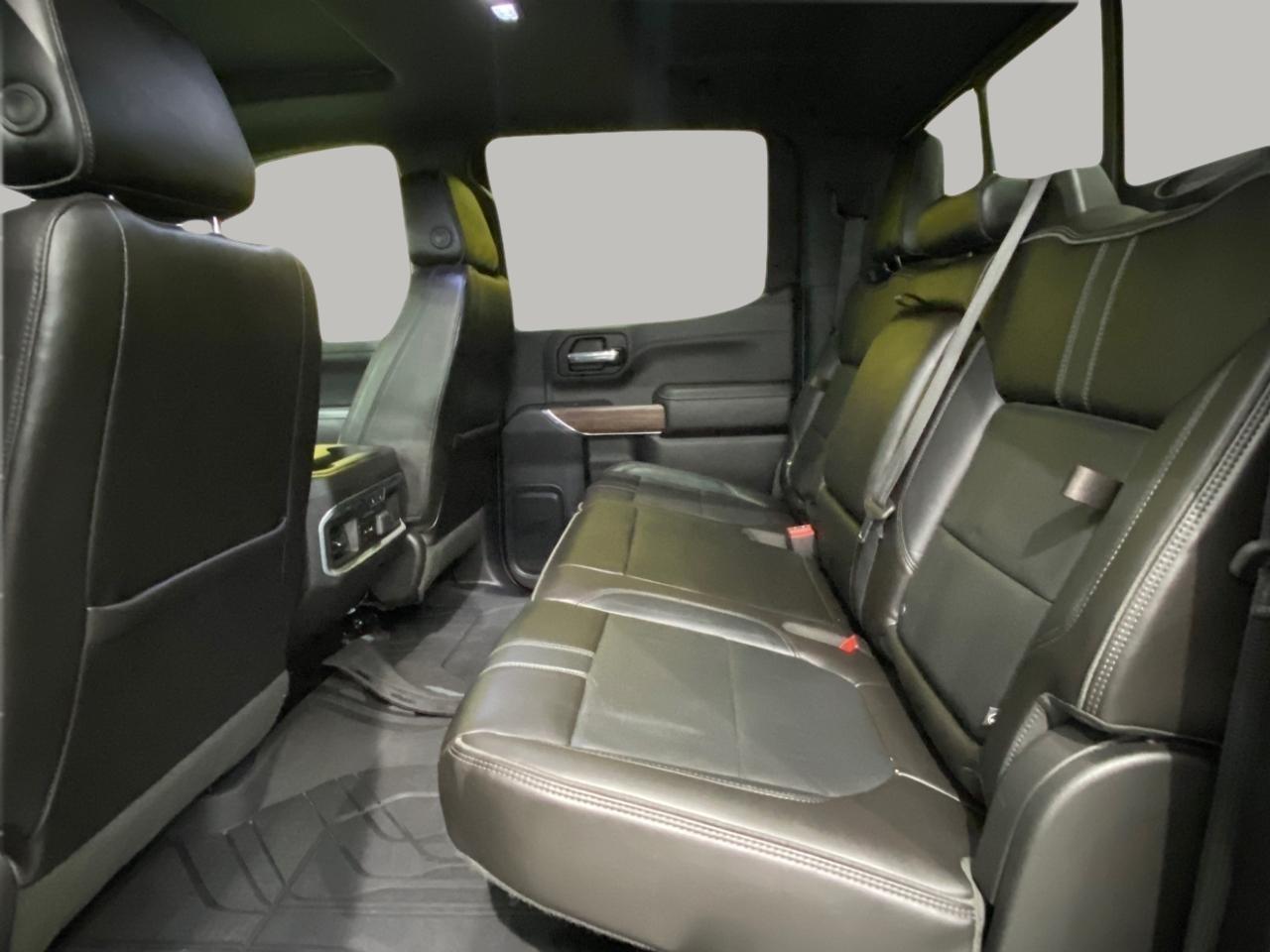 Chevrolet Silverado 1500 High Country Crew Cab 4WD 2019