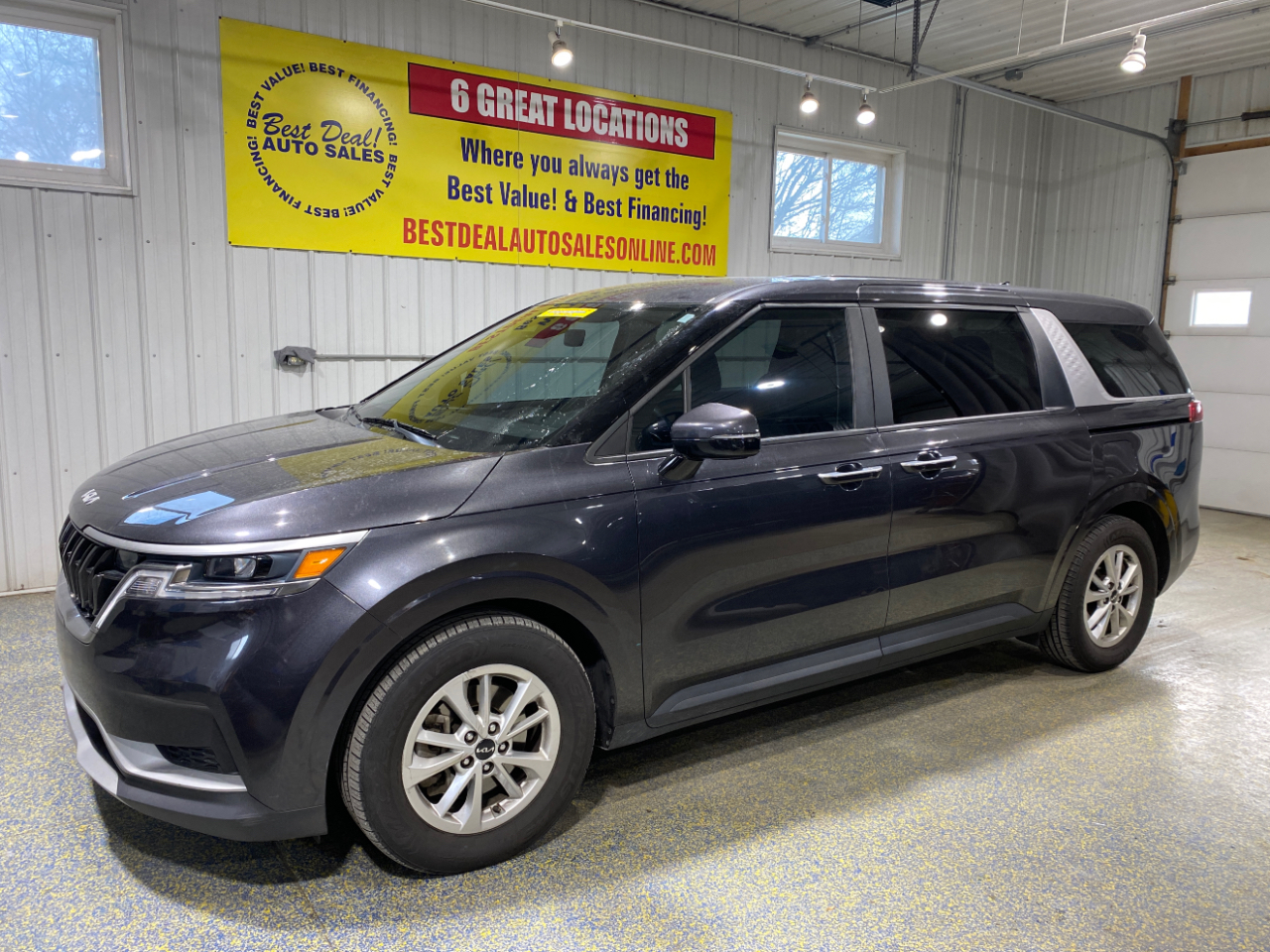 2023 Kia Carnival LX Seat Package