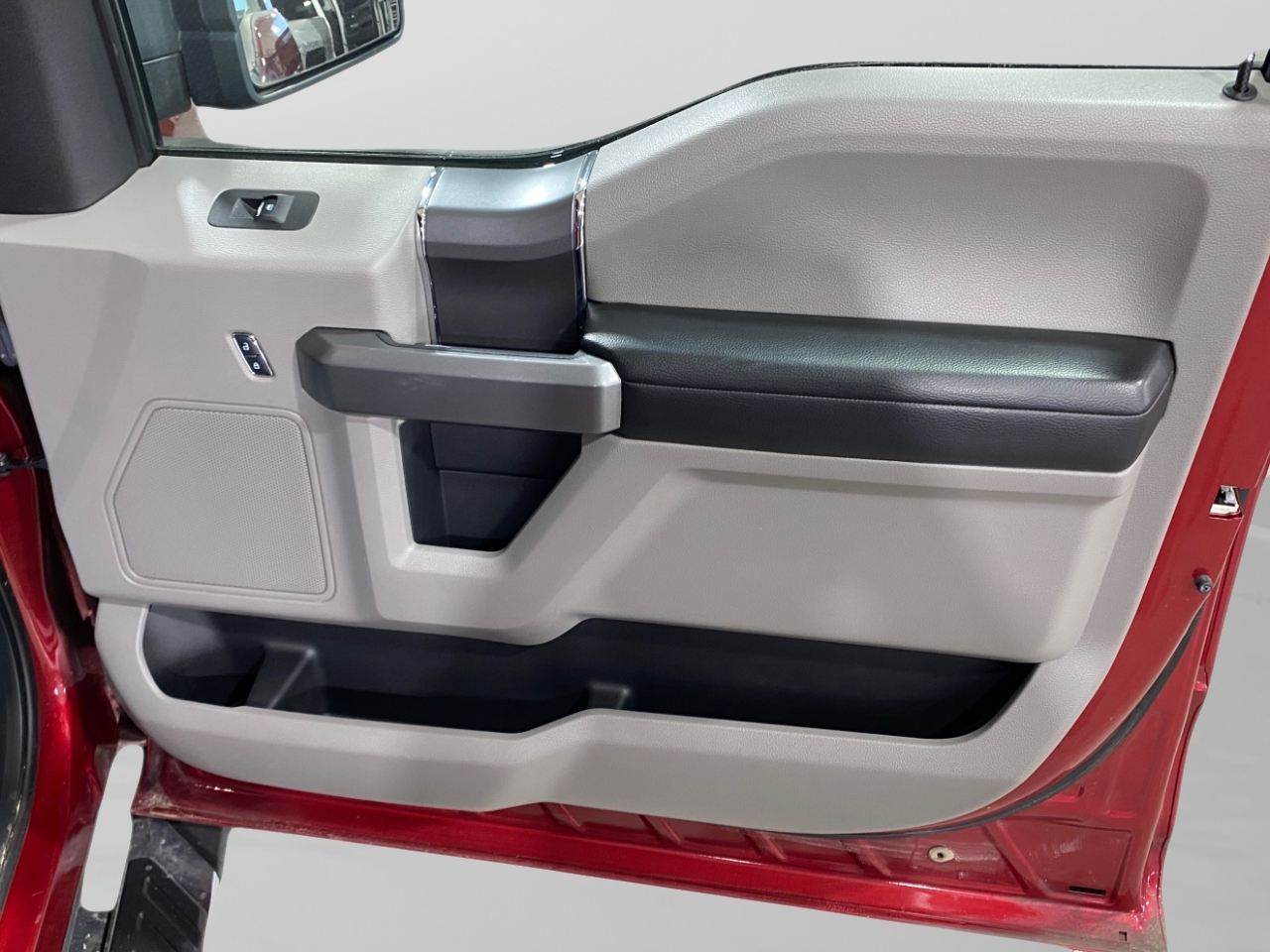 Ford F-150 XLT SuperCab 5.5-ft. Bed 4WD 2015