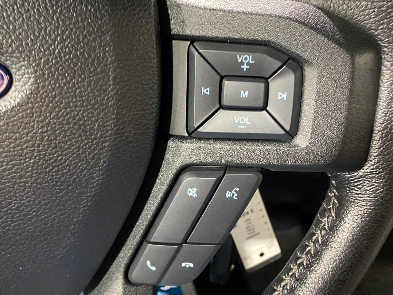 Ford F-150 XLT SuperCab 5.5-ft. Bed 4WD 2015