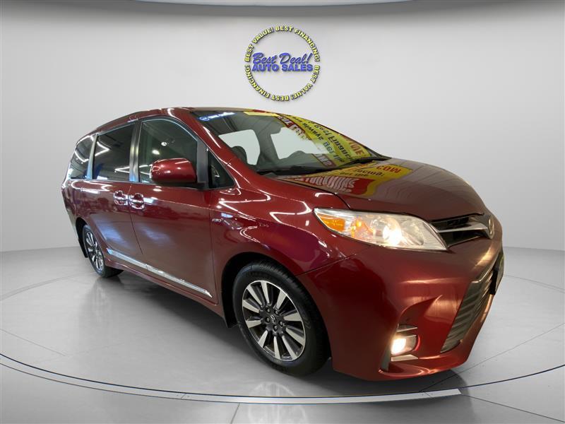 Toyota Sienna XLE 7-Passenger AWD 2019
